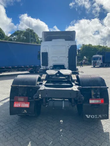 Volvo VM 330