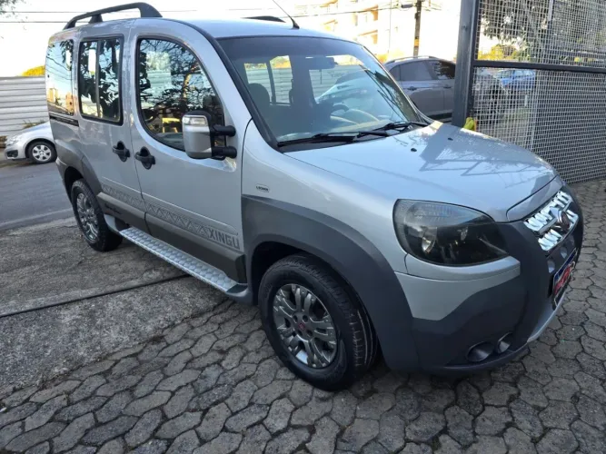 Fiat Doblo Essence 1.8 Flex 16V 5P 2013