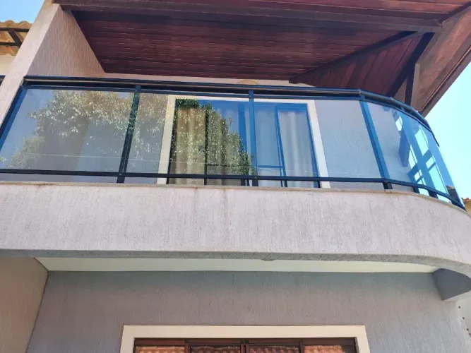 Ótima casa a venda na Vila Verde na rasa em Buzios