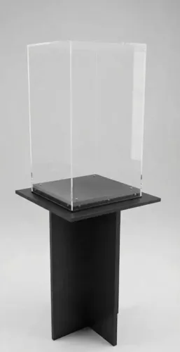 Vitrine em acrílico com base madeira MDF desmontável
