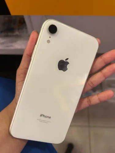 ? VENDO IPHONE XR BRANCO ?