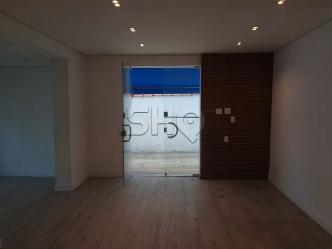 Casa no Pacaembu com 336m²