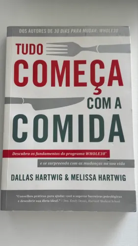 Livro Tudo começa com a comida