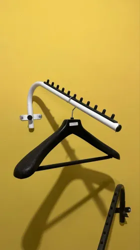 Araras e Cabides