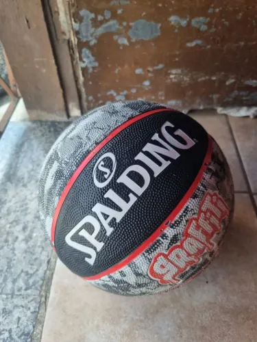 Bola de basquete Spalding Graffiti