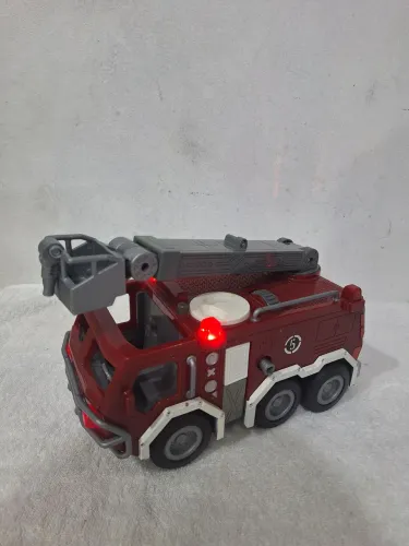 Caminhão de bombeiro imaginext com luz carrinho