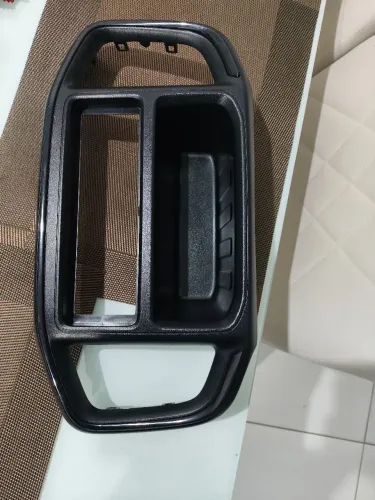 Moldura para som nova Strada