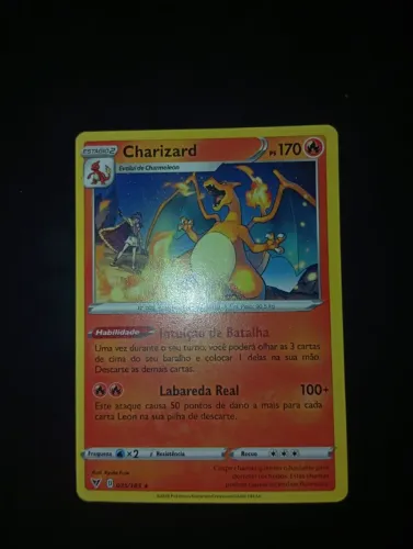 Carta Charizard Voltagem Vívida 025/185 - Usado