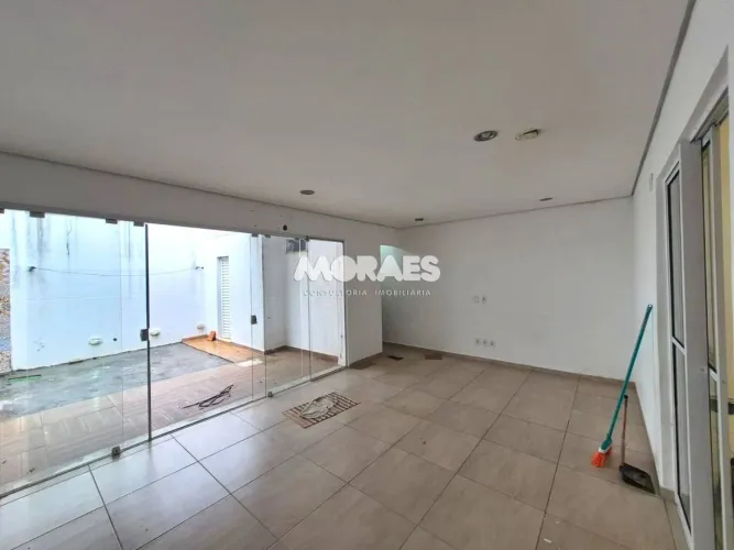 Casa com 2 quartos para alugar, 75 m² por R$ 2.900/mês - Condomínio Terra Nova - Bauru/SP