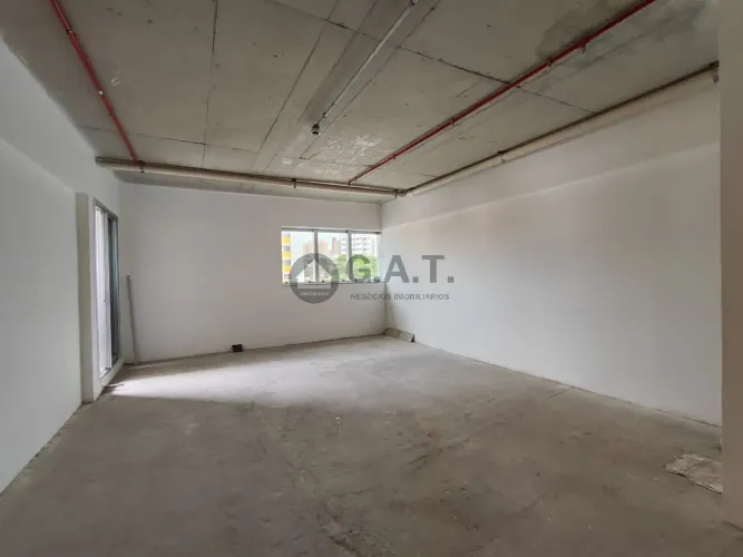 Sala em Condomínio à Venda em Sorocaba-SP, Bairro Jardim Vergueiro: 1 Sala, 1 Banheiro, 48