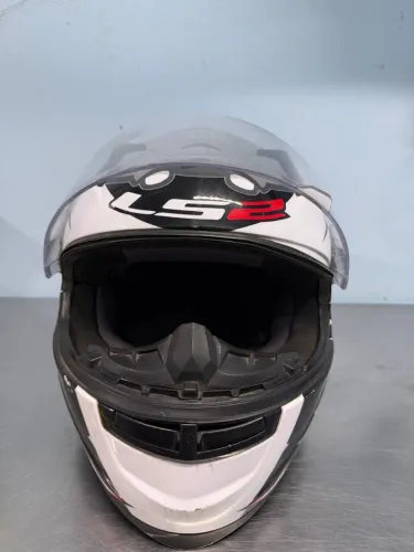 Capacete