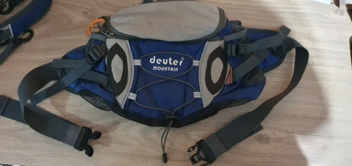 Pochete Deuter nova impecável profissional nunca usada Original Deuter 