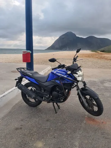 Fazer 250
