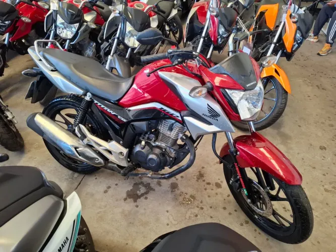 Honda Titan 2024 160cc shalom veículos