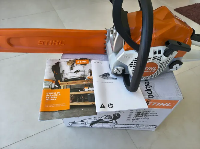 Motosserra Stihl MS 212 2,4 CV - Sabre de 45Cm