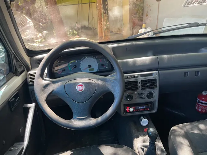Fiat Uno Mille 1.0 Fire/ F.flex/ Economy 4P 2012