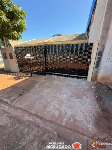 ÓTIMA CASA A VENDA - JD.IMPERIAL I - FLORESTA