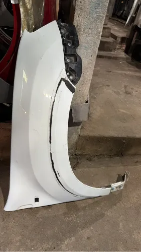 Pára-lama lado direito Renault Duster 2015