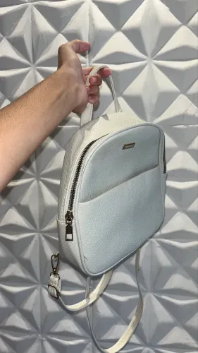 Mochila branca média
