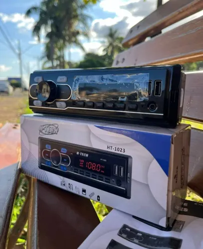 Som de carro mp3 - Bluetooth , Rádio Fm USB , pendrive e cartão de memória acabando em bla