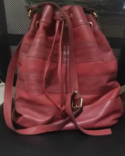 Bolsas em couro (Schutz e Andarella e Portfólio)