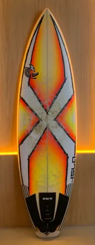 Prancha de surf (Isla surfboards / modelo: Jaguar) - EXCELENTE ESTADO pronta para água 