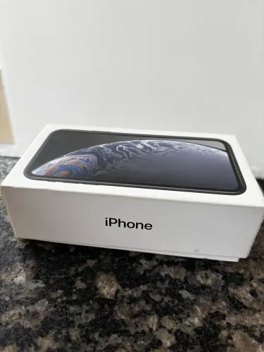 Apple iPhone XR 64 Gb - Preto Usado + Cabo Lightning. (Usado)