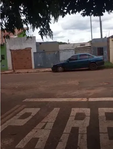 Terreno no Bairro Parque Dallas - próximo a av. 3 barras