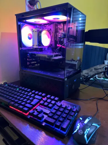 PC GAMER BÁSICO I3 9100f/ GTX 750ti/ 8GB DDR4/ SSD 120GB +HD 500gb/ MOUSE E TECLADO