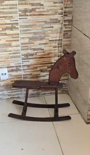 Cavalo de Madeira para Criança (Infantil)