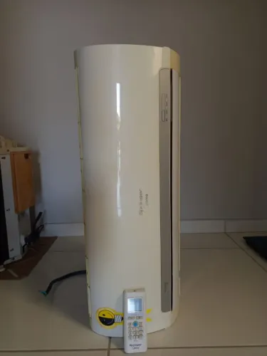 Ar condicionado Springer Midea 9000 BTU's