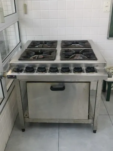 Fogão Industrial com forno