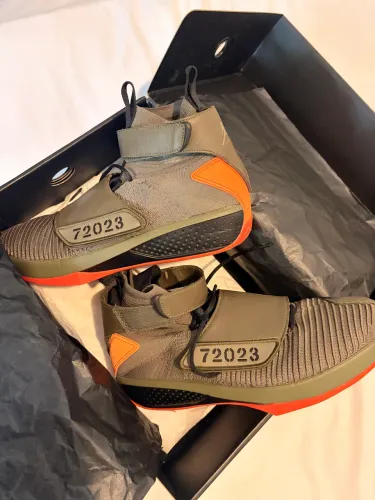 Air Jordan 20 Retro Flyknit "Olive"