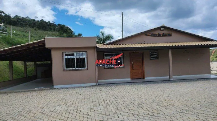 Chácara residencial para alugar em Viçosa (Área Rural) 3 quartos, piscina e varanda gourm