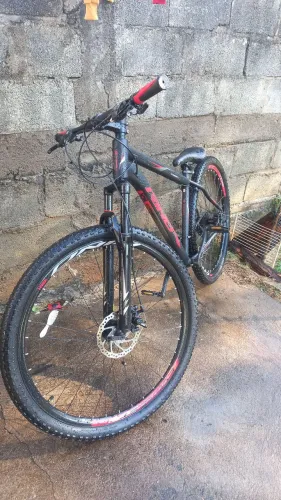 Vendo-o essa bicicleta semi nova rino evereste não ten 2 meses de uso
