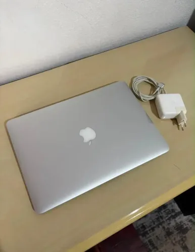 macbook air 13 2011