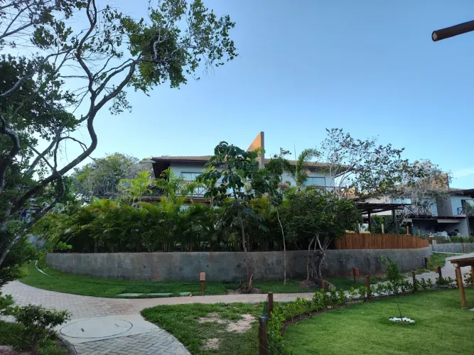 Linda Casa Pronta Alto da Enseada 136m² Duplex 3 Quartos Praia Forte Estrada do Coco / Li