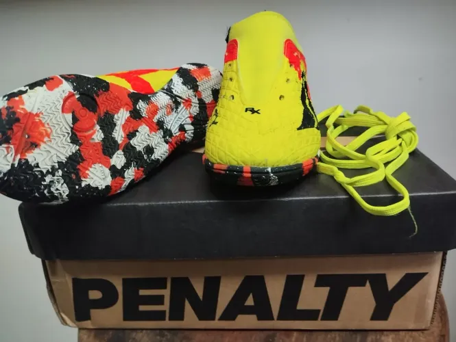 Chuteira Penalty Futsal 29