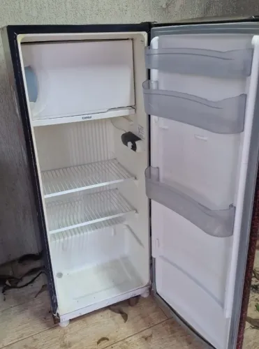 Geladeira Consul 1 Porta 220V Funcionando - Adesivo Flamengo