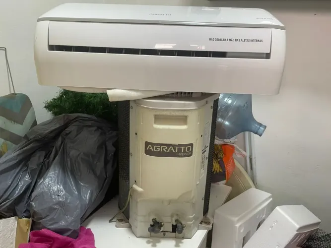 Vendo ar-condicionado semi novo