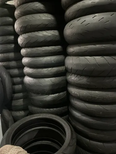 Pneu moto