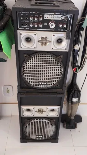 Caixa de som amplificada 100W TRC340
