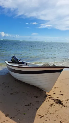 Barco de fibra com motor 15hp