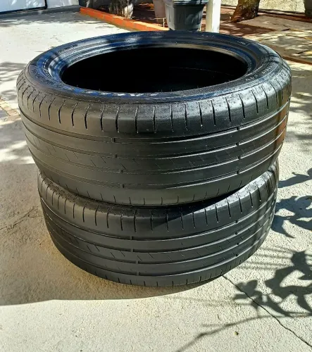 2 Pneus 205/50-17" Goodyear Eangle Touring Meia Vida