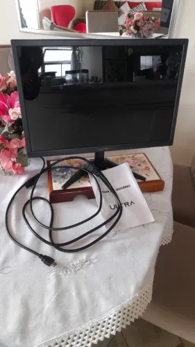 Monitor Ultra ULT200 20 polegadas