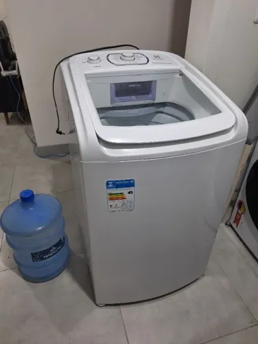 Fogão, geladeira e máquina de lavar