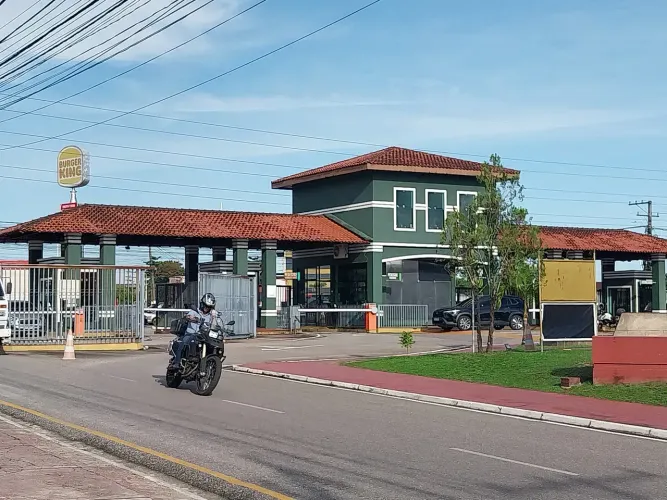 casa com 4 quartos condominio cidade jardim ll