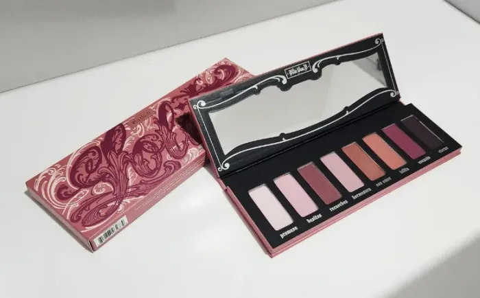 paleta de sombras lolita - kat von d beauty - sephora