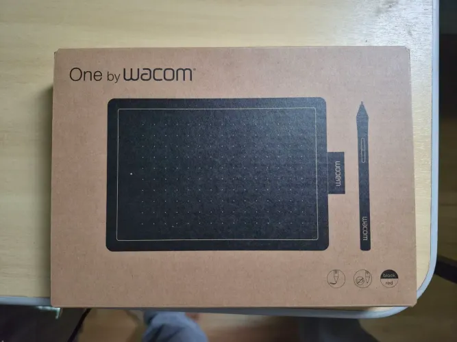 Mesa Digitalizadora One by Wacom CTL-472 (Completa na Caixa)