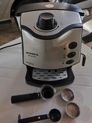 Cafeteira elétrica EXPRESSO Mondial Premium